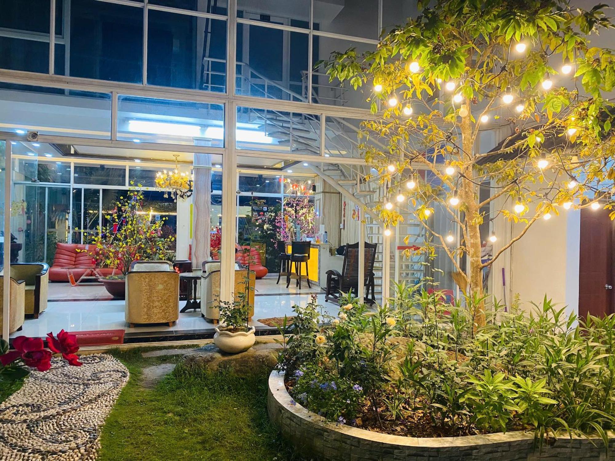 Mekong Hotel & Restaurant Ben Tre Exterior photo