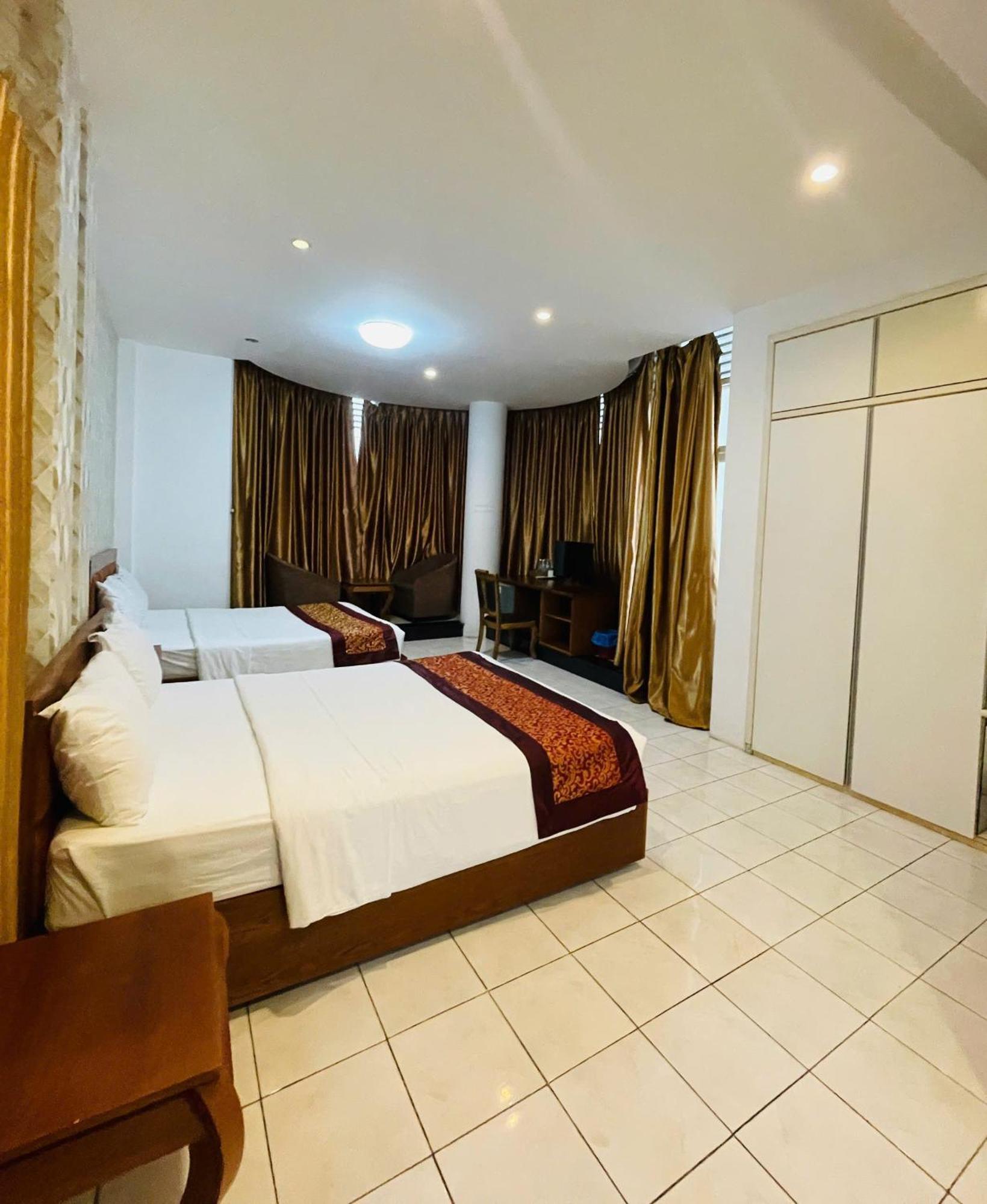 Mekong Hotel & Restaurant Ben Tre Exterior photo