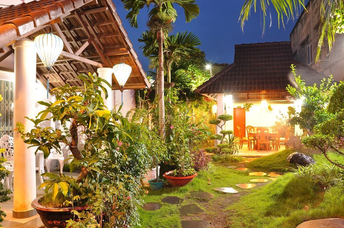 Mekong Hotel & Restaurant Ben Tre Exterior photo